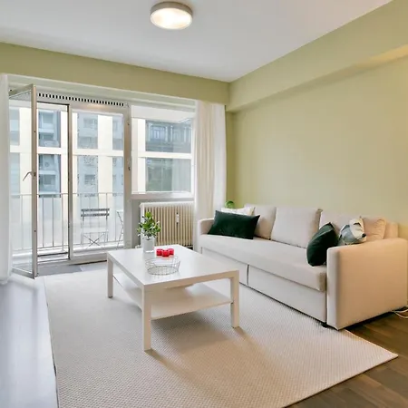 Studio In City Center With Terrace, Netflix - Wifi Antwerp Exterior photo